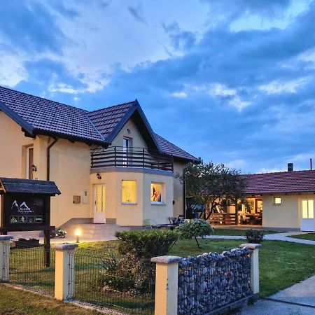 Apartment Gacka Otočac Zewnętrze zdjęcie