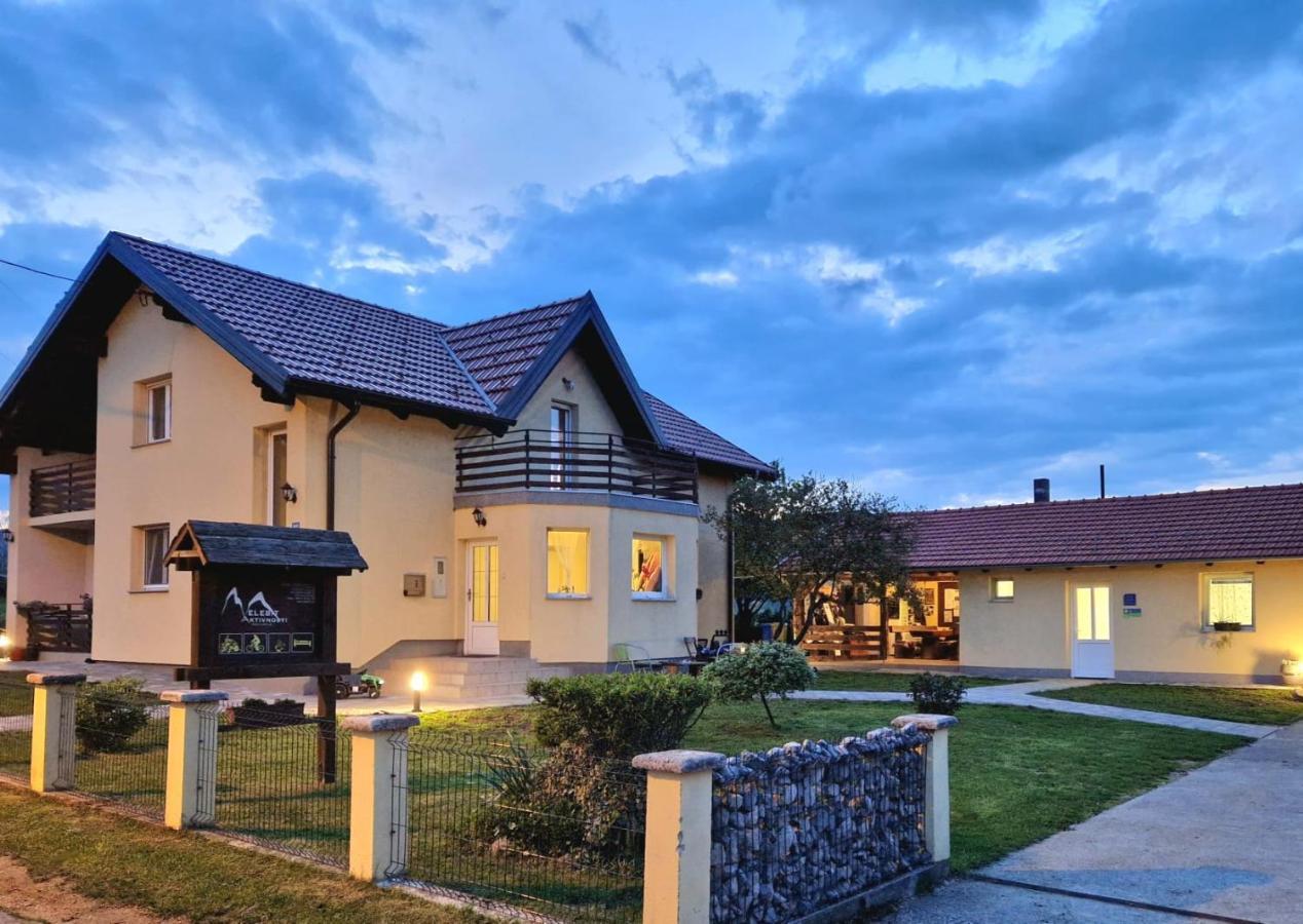 Apartment Gacka Otočac Zewnętrze zdjęcie
