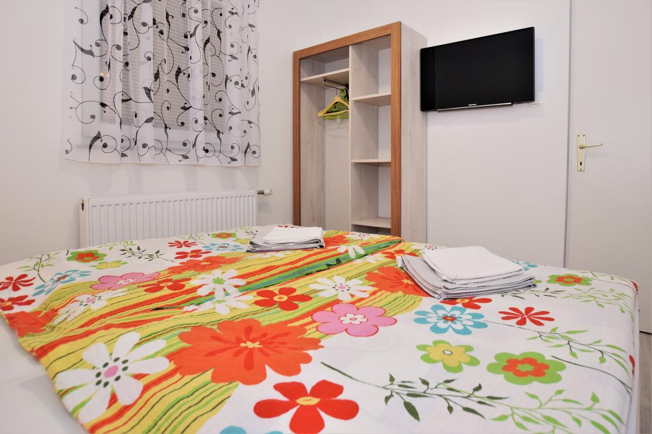 Apartment Gacka Otočac Zewnętrze zdjęcie
