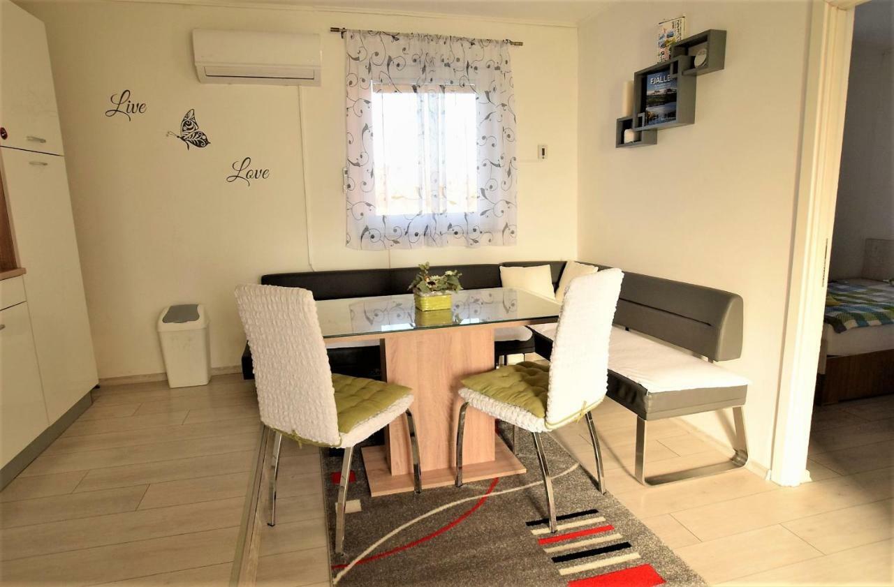 Apartment Gacka Otočac Zewnętrze zdjęcie