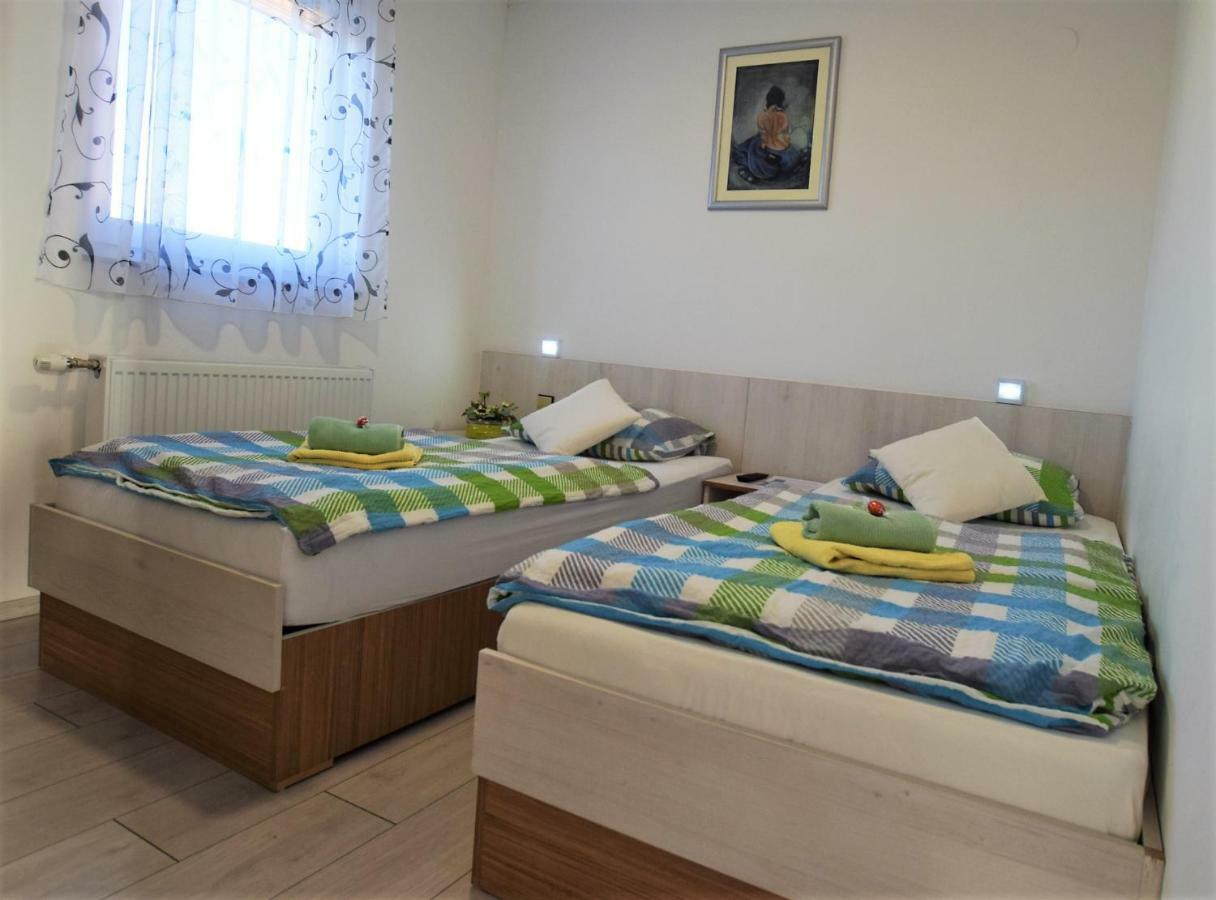 Apartment Gacka Otočac Zewnętrze zdjęcie